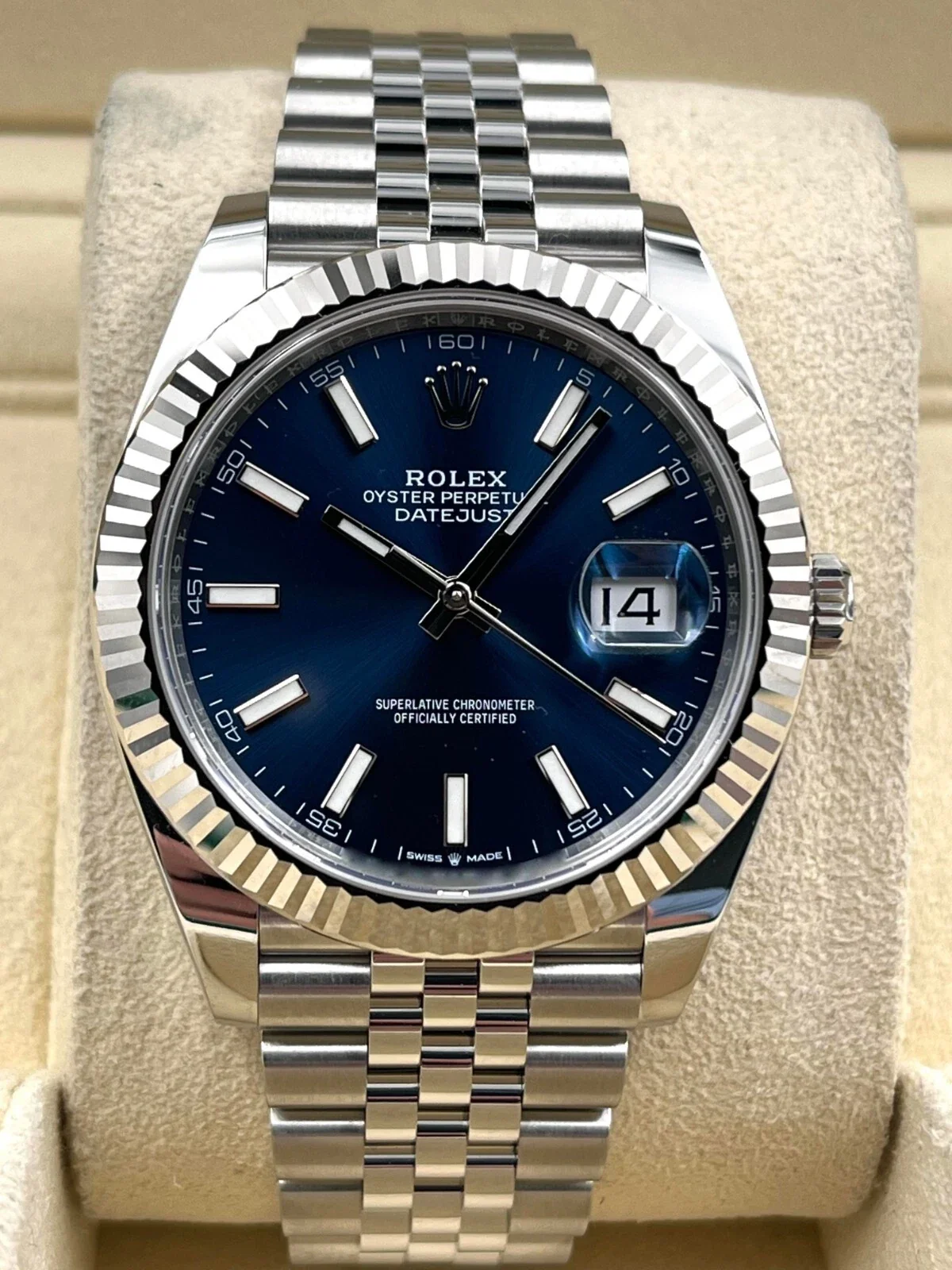 Rolex Datejust 41mm Fluted Blue Index Dial Jubilee Bracelet 126334 Box & Papers 2025