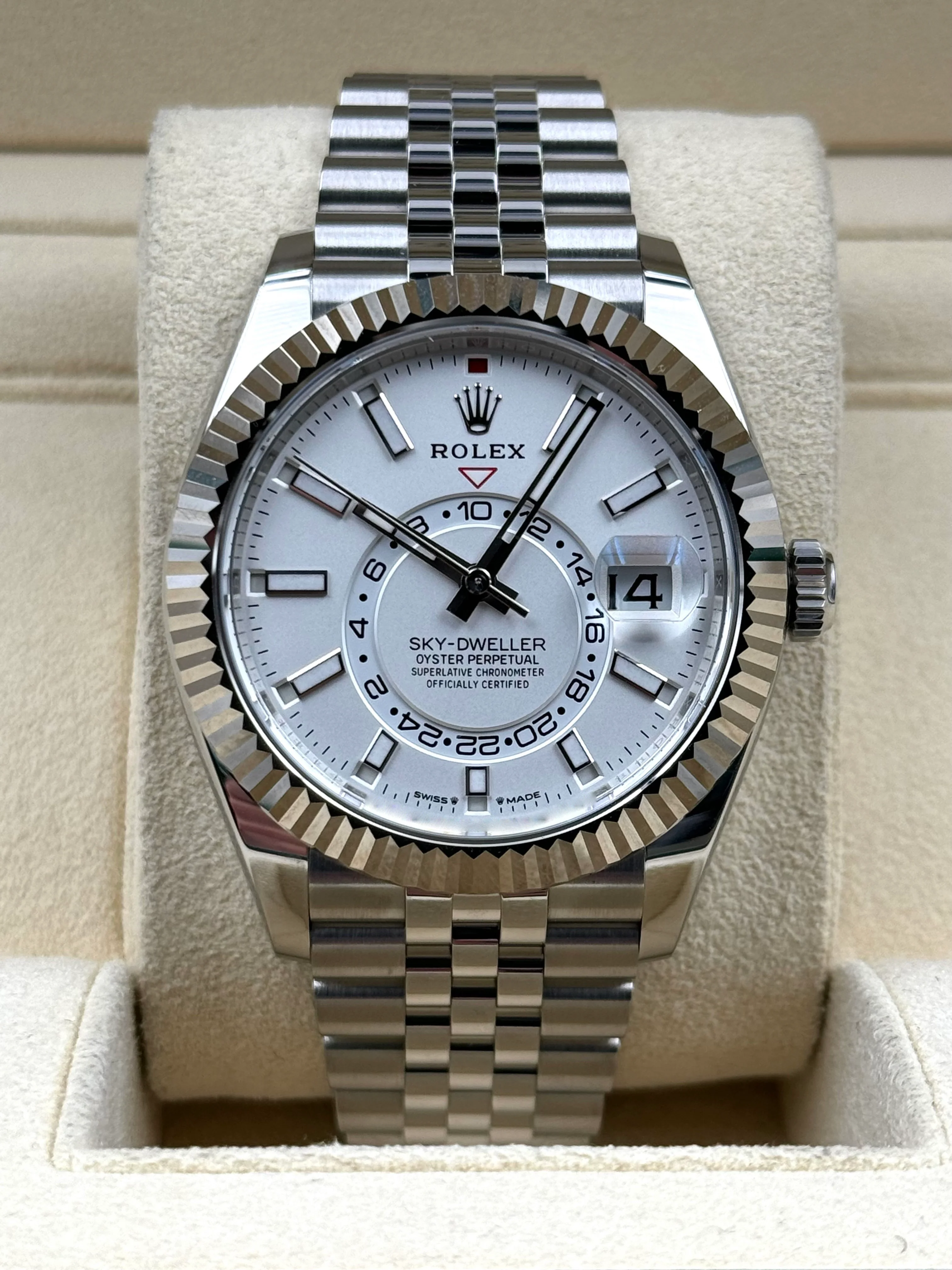 Rolex Skydweller White Dial Stainless Steel Jubilee Bracelet 336934 Box & Papers 2024